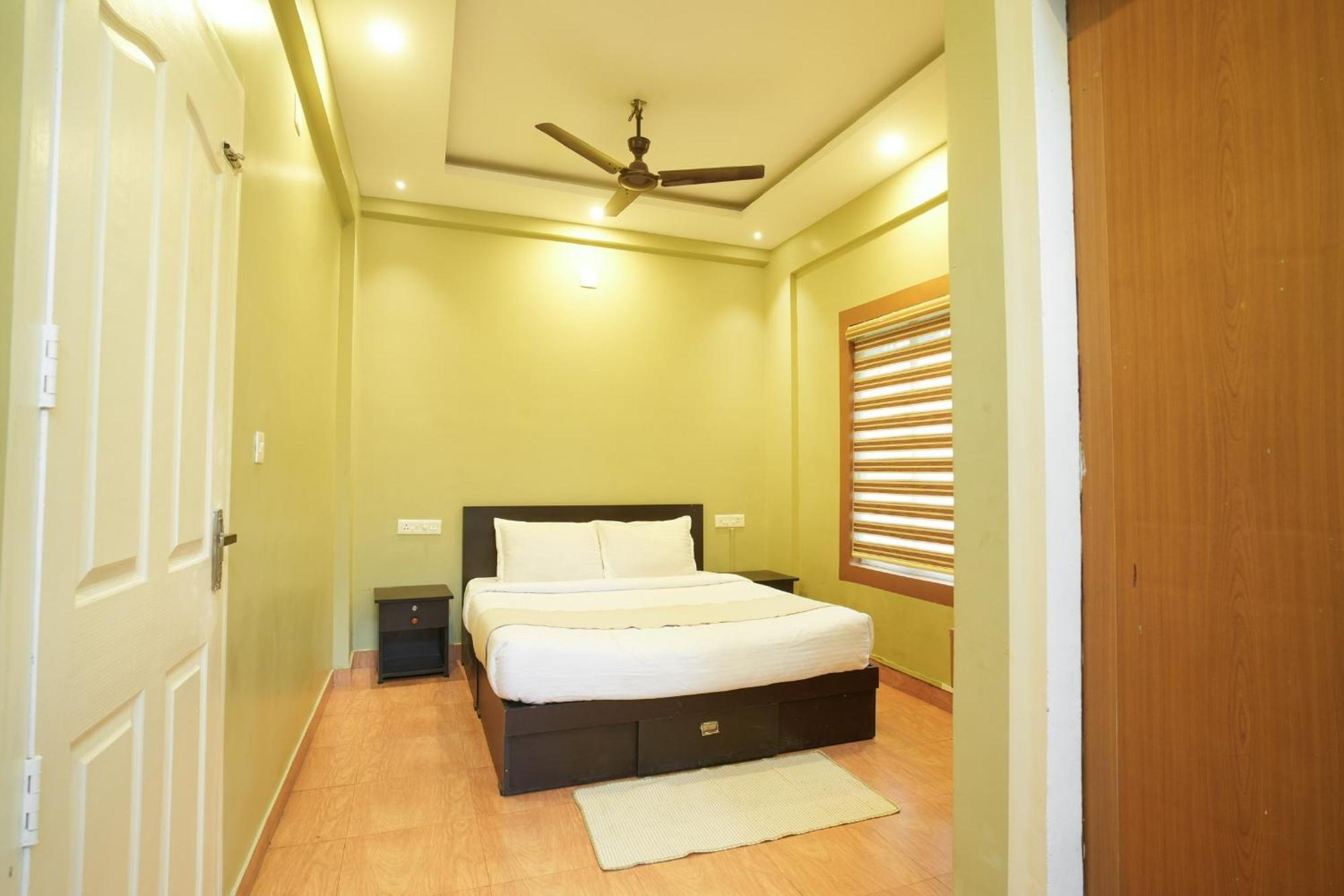 הוסטל קאלפטה Rasha Residency מראה חיצוני תמונה